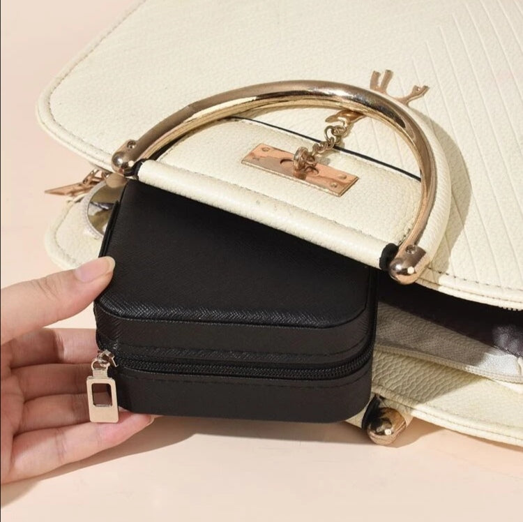 Leather Jewellery Organizer Travel Jewelry Storage Box Necklace Ring Earring Holder Case